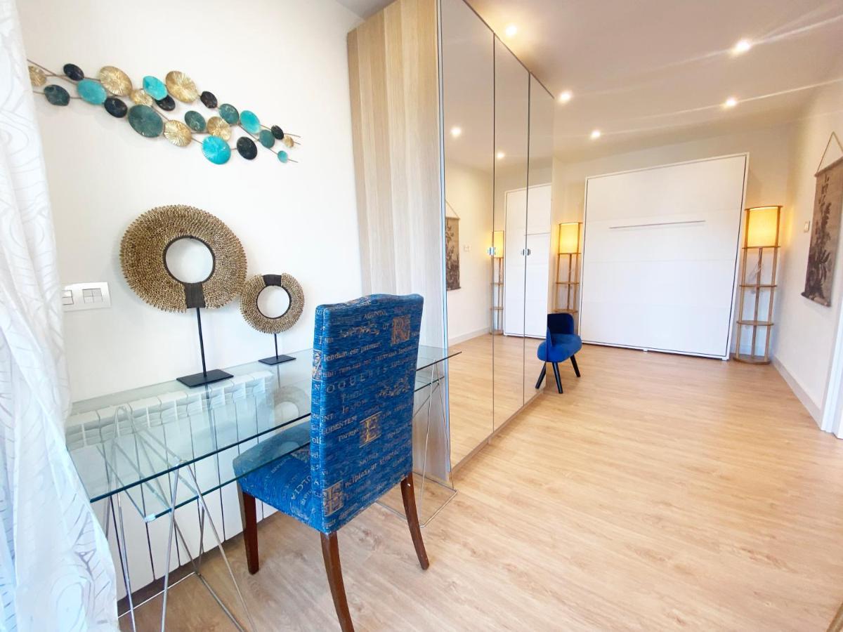 Miramar Luxurious Flat, 3 Double Rooms, Free Parking, Terrace, Completely New San Sebastian Bagian luar foto
